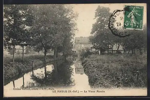 AK Le Paulu, Le Vieux Moulin et la rivière bordée d`arbres