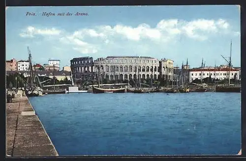 AK Pola, Hafen mit der Arena, Ortsansicht mit Segelbooten