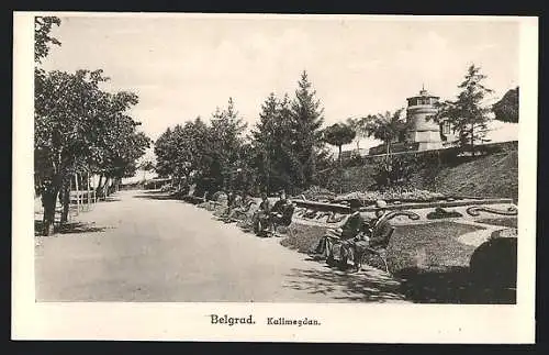 AK Belgrad, Passanten im Kalimegdan