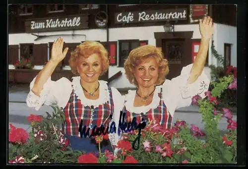 AK Maria und Margot Hellwig vor dem Café Restaurant Zum Kuhstall