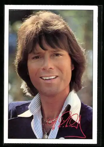 AK Musiker Cliff Richard in die Kamera lächelnd gedruckt