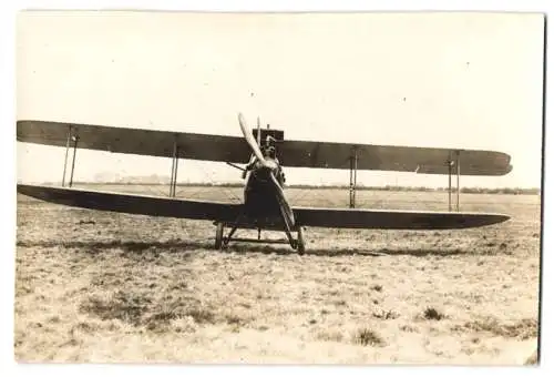 Fotografie 1.WK, Flugzeug LVG V der Deutschen Luftstreitkräfte