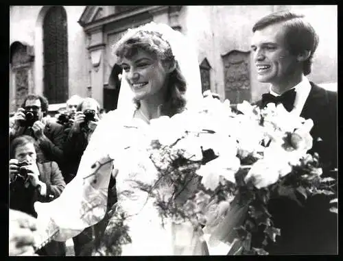 Fotografie Monika Strauss Tochter von Franz-Josef Strauss heiratet den Betriebswirt Michael Hohlmeier 1982