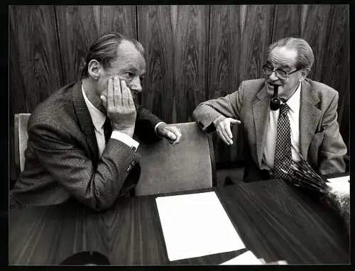 Fotografie Herbert Wehner & Willy Brandt während einer SPD-Fraktionssitzung 1981