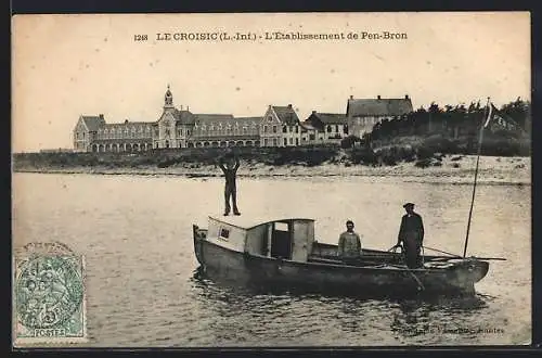 AK Le Croisic, L`Établissement de Pen-Bron avec bateau sur l`eau