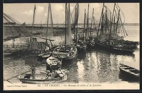 AK Le Croisic, Les Bateaux de pêche et la Jonchère