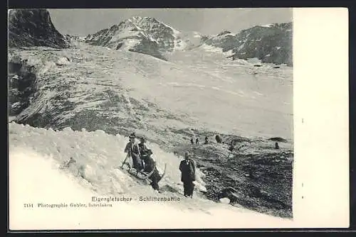 AK Eigergletscher, Ausflügler bei einer Schlittenpartie