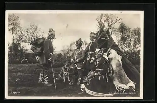 AK Lappar, Lappenfamilie mit Hund