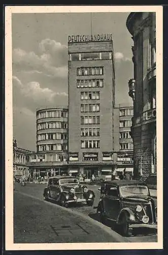 AK Essen, Autos vor dem Deutschlandhaus