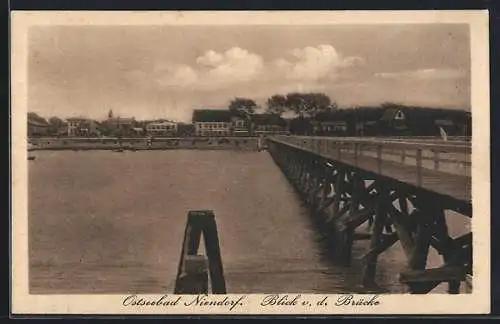 AK Niendorf / Ostseebad, Blick von der Brücke