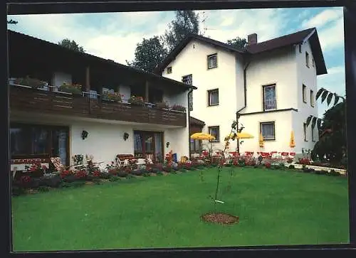 AK Planegg, Pension Elisabeth, Bes. H. u. E. Obermeier, Hofmarkstrasse 13, Ansicht mit Garten