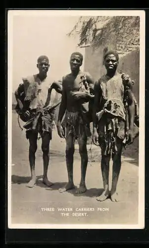 AK Nigeria, Lagos, Three Water Carriers from the Desert, nigerianische Wasserträger