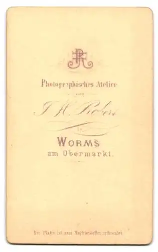 Fotografie J. H. Robert, Worms, am Obermarkt, Porträt eines eleganten Herrn mit Bart