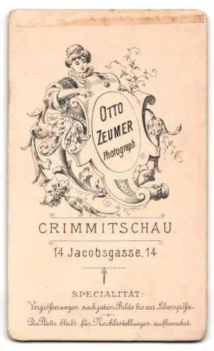 Fotografie Otto Zeumer, Crimmitschau, Jacobsstrasse 14, Porträt einer jungen Frau in eleganter Kleidung