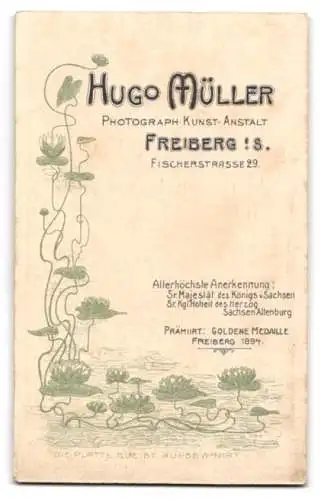 Fotografie Hugo Müller, Freiberg i. S., Fischerstrasse 29, Eleganter Herr in dunklem Anzug