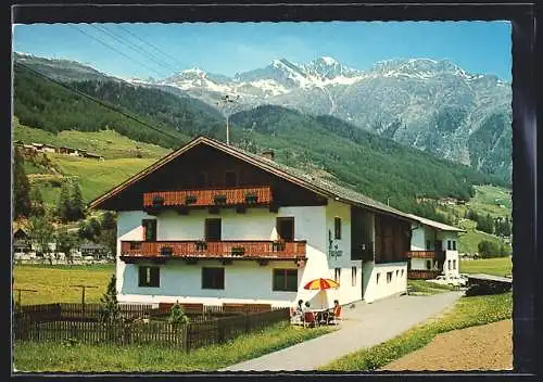 AK Sölden /Windau, Hotel Haus Falkner, Bes. A. Falkner, das Haus mit Bergpanorama