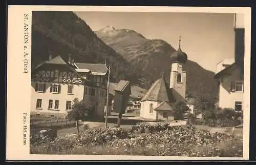 AK St. Anton a. A., Partie mit der Kirche