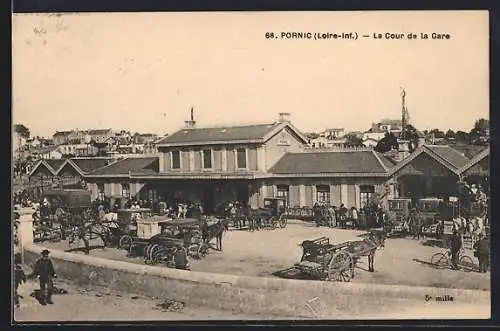 AK Pornic /L.-Inf., La Cour de la Gare