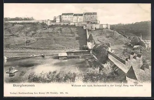 AK Burghausen, Wöhrsee mit städt. Badeanstalt u der königl. Burg von Wesen