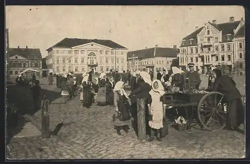 AK Mitau, Marktplatz mit Kurlandhotel u. Stadtsparkasse