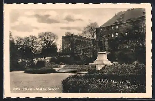 AK Gotha, Ortspartie mit Blick auf das Denkmal Ernst der Fromme