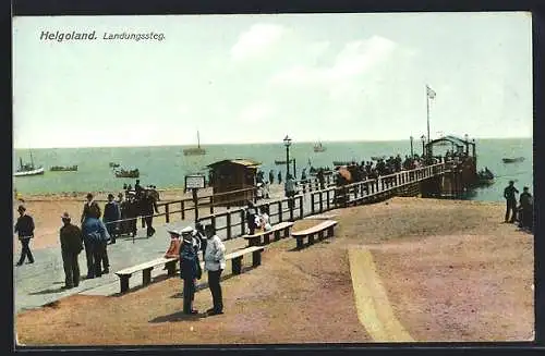 AK Helgoland, Landungssteg und Segler auf dem Wasser