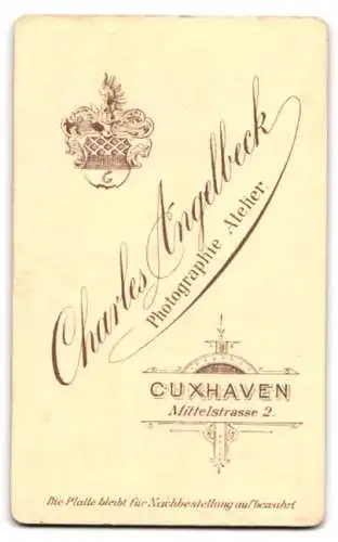 Fotografie Charles Angelbeck, Cuxhaven, Mittelstrasse 2, Porträt eines jungen Mannes