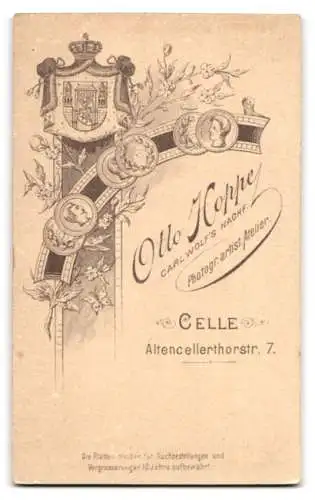 Fotografie Otto Hoppe, Celle, Altencellerthorstrasse 7, Portrait eines Mannes mit Schnurrbart