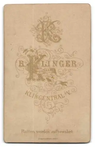 Fotografie R. Klinger, Klingenthal i. V., Porträt eines jungen Mannes