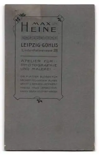 Fotografie Atelier Max Heine, Leipzig-Gohlis, Lindenthalerstrasse 28, Junger Soldat in Uniform