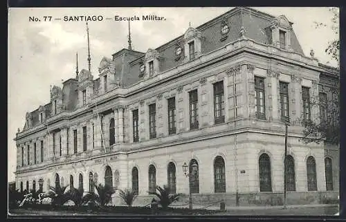 AK Santiago, Escuela Militar