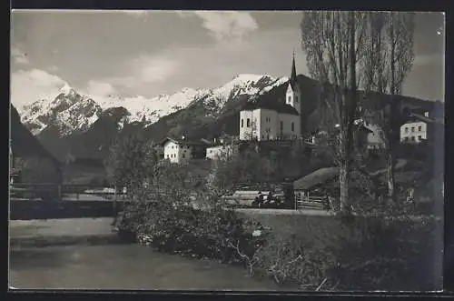 AK Kaprun, Die Kirche gegen die Berge