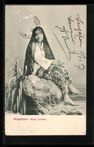 AK Singapore, Malay woman