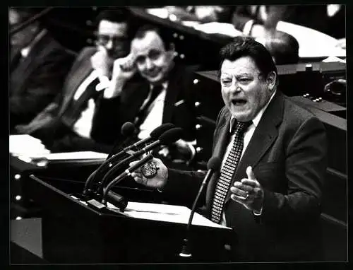 Fotografie Sven Simon, Bonn, Franz-Josef Strauss bei seiner letzten Rede 1979