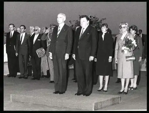 Fotografie Werek, München, Franz-Josef Strauss, österreichischer Bundespräsident Rudolf Kirchschläger