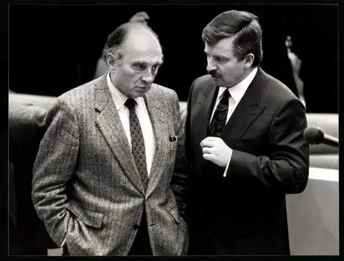 Fotografie Sepp Spiegl, Bonn, FDP-Vorsitzender Otto Graf Lambsdorff, Bundeswirtschaftsminister Jürgen Möllemann