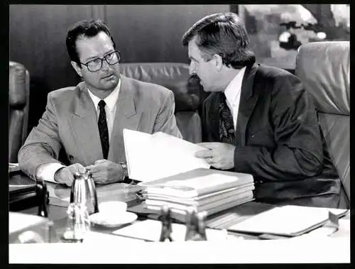 Fotografie Werek, Bonn, Aussenminister Klaus Kinkel, Vizekanzler u. Wirtschaftsminister Jürgen Möllemann