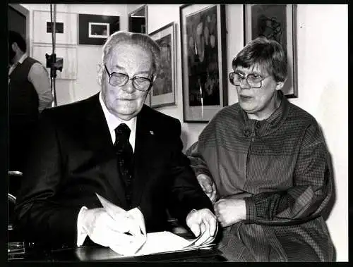 Fotografie Sven Simon, Bonn, SPD-Politiker Herbert Wehner mit seiner Frau Greta