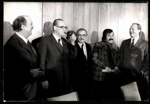 Fotografie Sven Simon, Bonn, Willy Brandt, Heinrich Böll, Thaddäus Troll, Günter Grass, Herbert Wehner