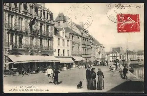 AK Le Croisic, Le Quai de la Grande Chambre, Ortspartie