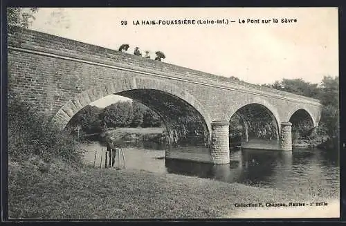 AK La Haie-Fouassiere, Le Pont sur la Sevre