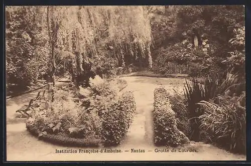 AK Nantes, Institution Francoise-d`Amboise, Grotte de Lourdes