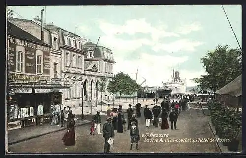 AK St-Nazaire, La Rue Amiral-Courbet & l`Hôtel des Postes