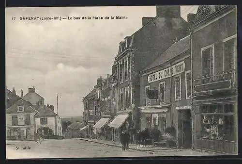 AK Savenay /Loire-Inf., Le bas de la Place de la Mairie