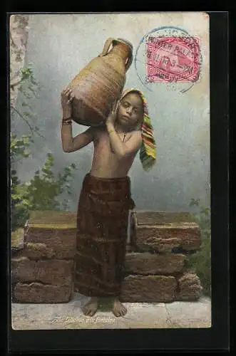 AK Egypte, Fille fellahin a la fontaine, arabisches Mädchen mit Amphore