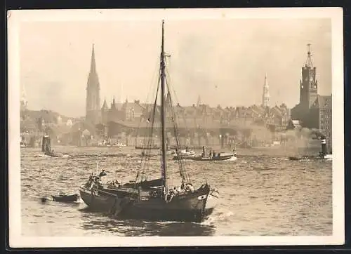 AK Hamburg, Kehrwiederspitze mit Segelboot