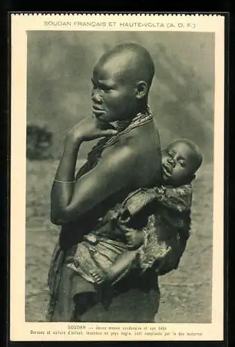 AK Soudan, Jeune maman soudanaise et son bébé, afrikanische Volkstypen