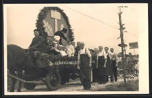 Foto-AK Sayda /Erzgeb., Umzug zum Maifest, DDR-Propaganda