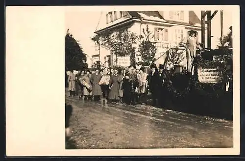 Foto-AK Traunstein, Festlicher Umzug