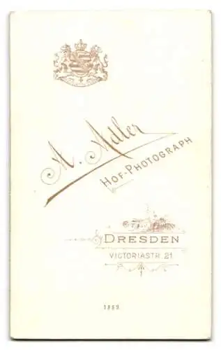 Fotografie A. Adler, Dresden, Victoriastr. 21, Porträt eines Mannes mit Schnurrbart